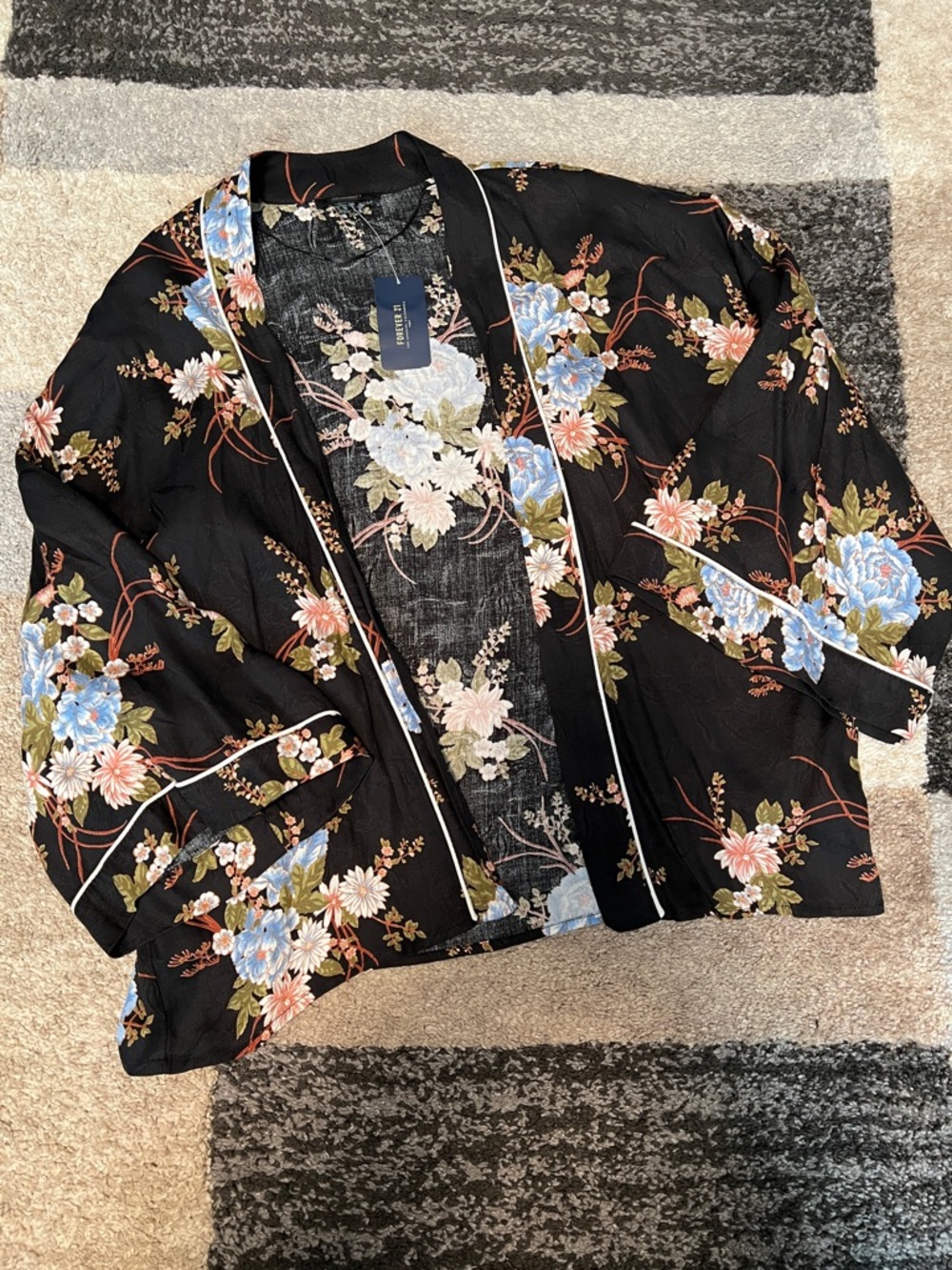 Forever 21 open front kimono jacket, black floral, size M NWT!